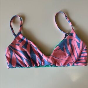 Billabong bikini top reversible